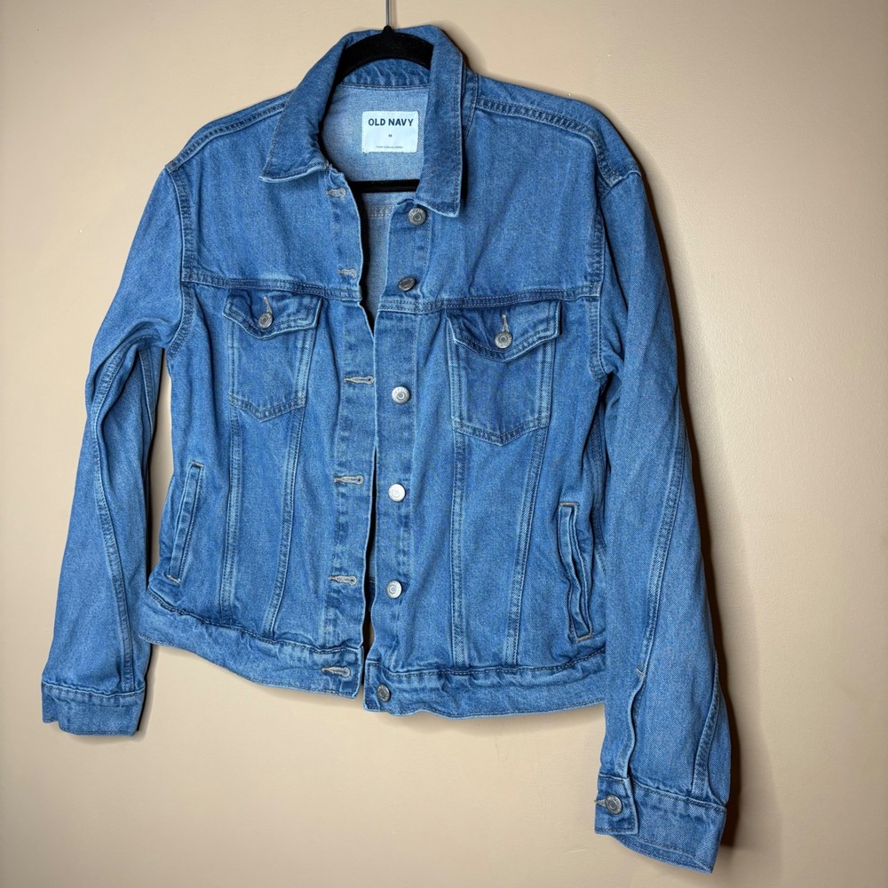 Old Navy Women's Blue Jean Jacket Waist Length Buttons Pockets Size Medium - Picture 1 of 7